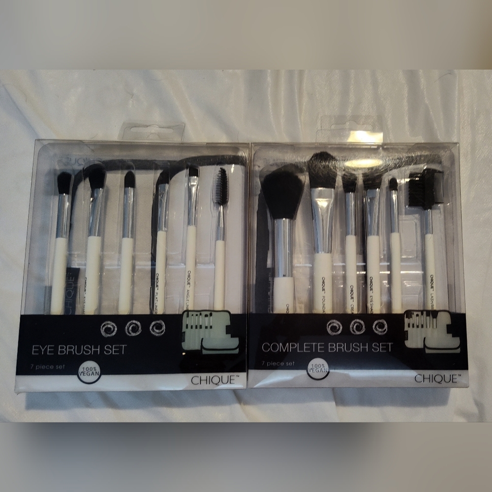 NWT! 2- CHIQUE Makeup Brush Sets (Complete & Eye Brush Sets)